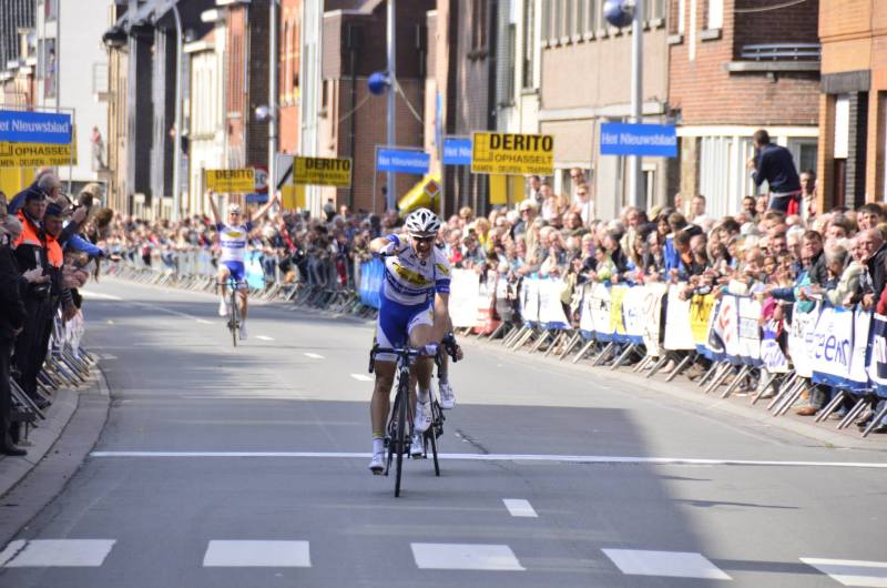 His maiden pro victory (gpzottegem.be)