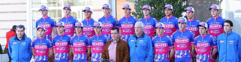 Amador at Lizarte in 2007 (top row, third from left) (equipolizarte.com)