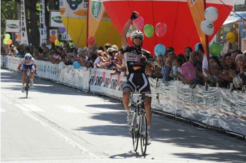 Winning stage three at the 2012 GP Pesca e Nettarina 